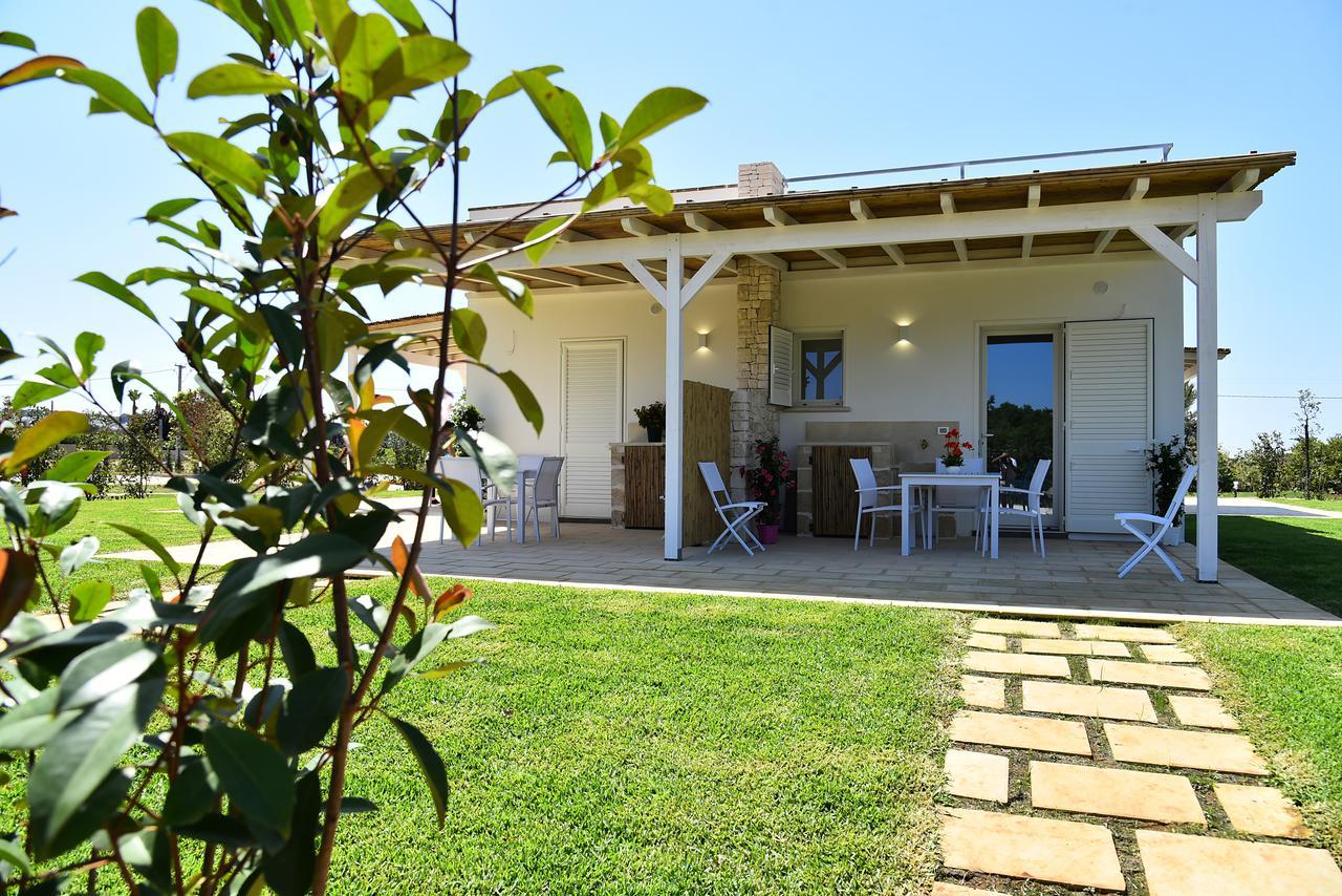Borgo Fiorito Relais Bed & Breakfast ปาราบิตา ภายนอก รูปภาพ