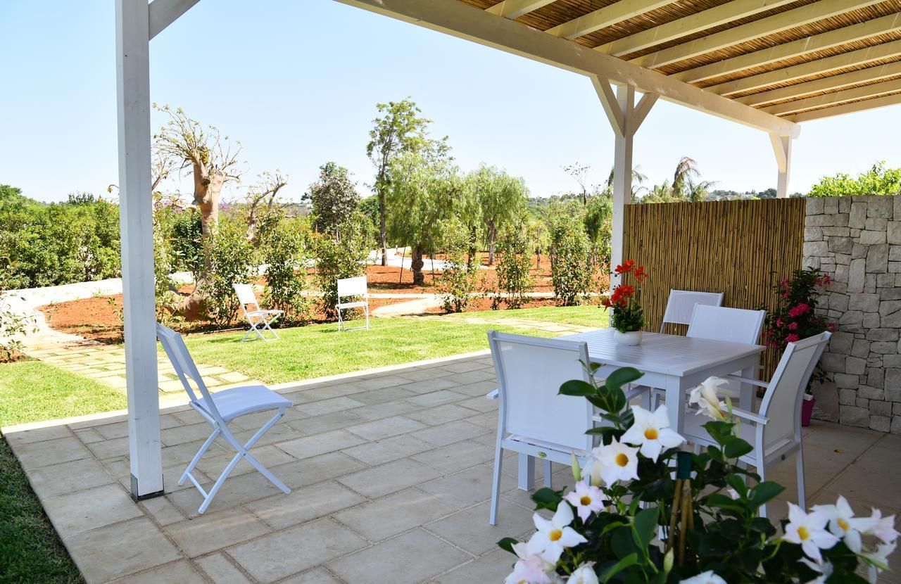 Borgo Fiorito Relais Bed & Breakfast ปาราบิตา ภายนอก รูปภาพ