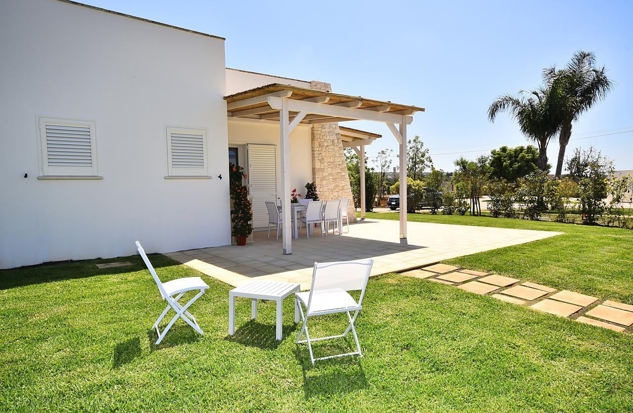 Borgo Fiorito Relais Bed & Breakfast ปาราบิตา ภายนอก รูปภาพ