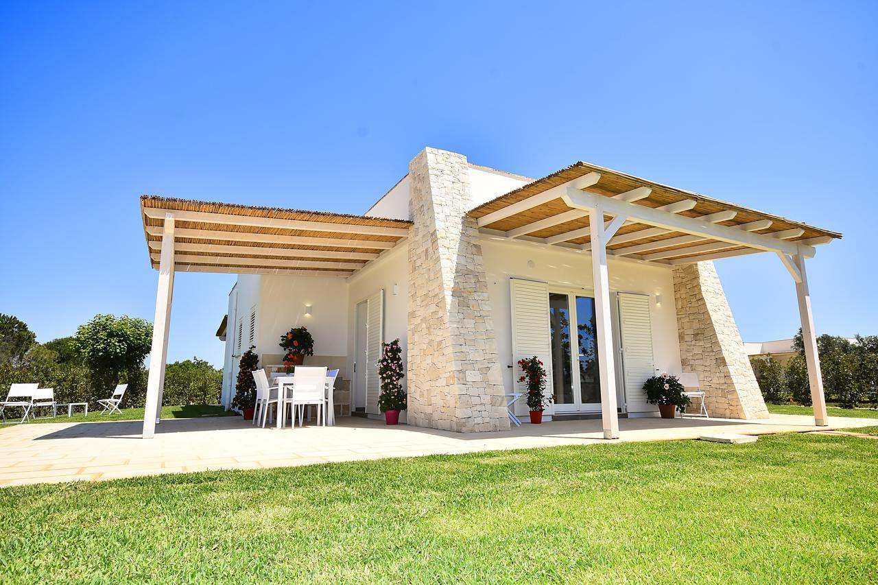 Borgo Fiorito Relais Bed & Breakfast ปาราบิตา ภายนอก รูปภาพ