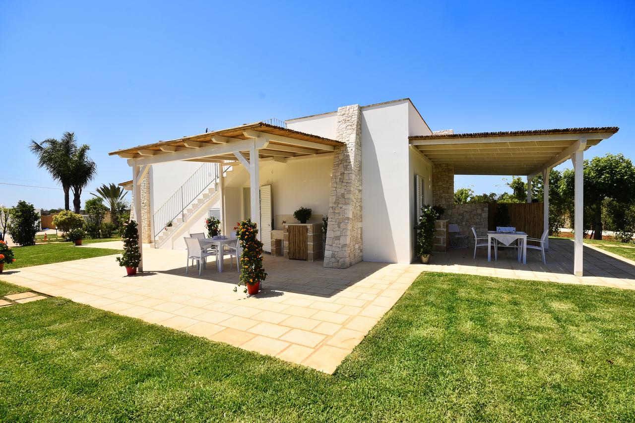 Borgo Fiorito Relais Bed & Breakfast ปาราบิตา ภายนอก รูปภาพ