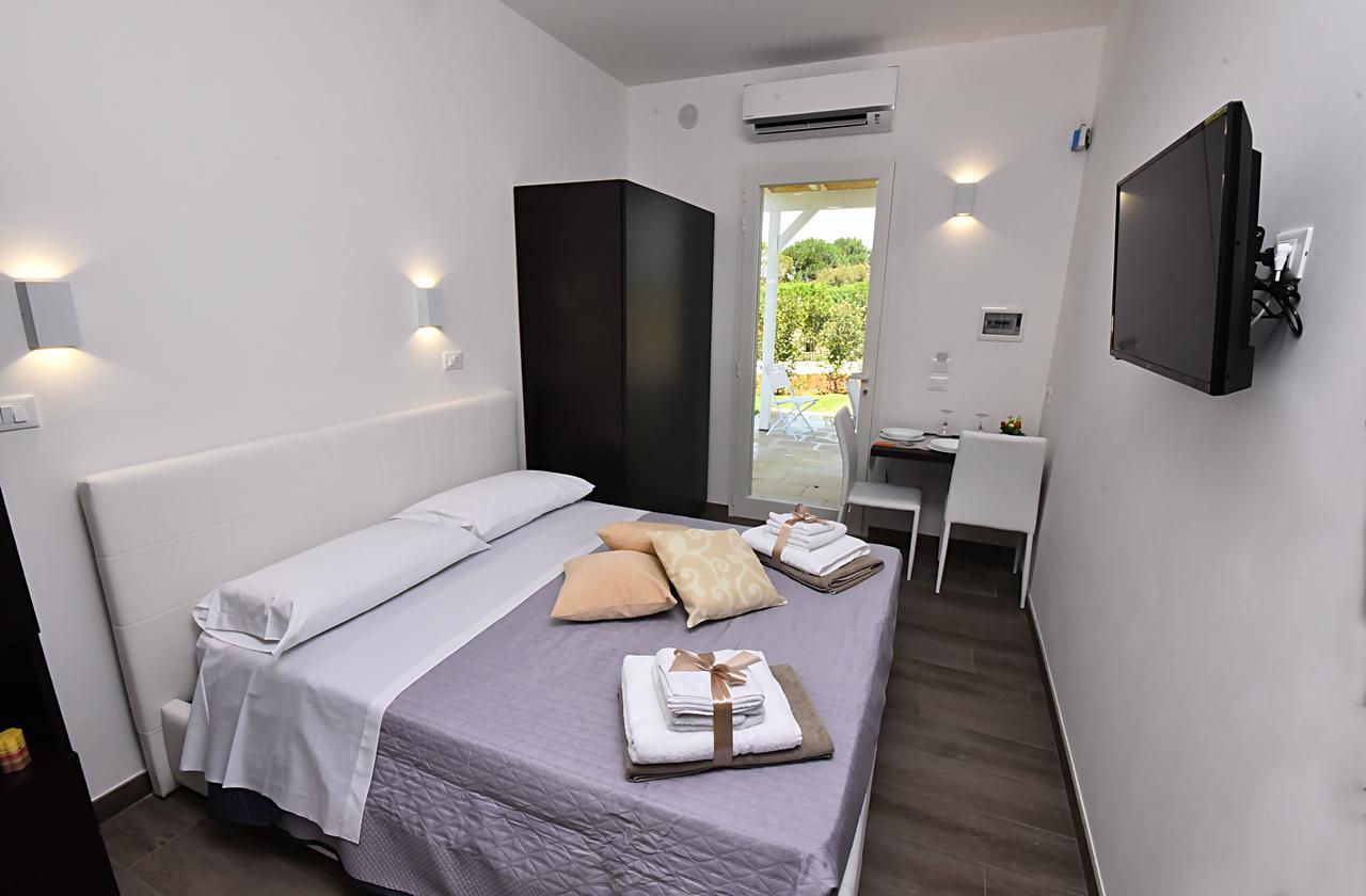 Borgo Fiorito Relais Bed & Breakfast ปาราบิตา ภายนอก รูปภาพ