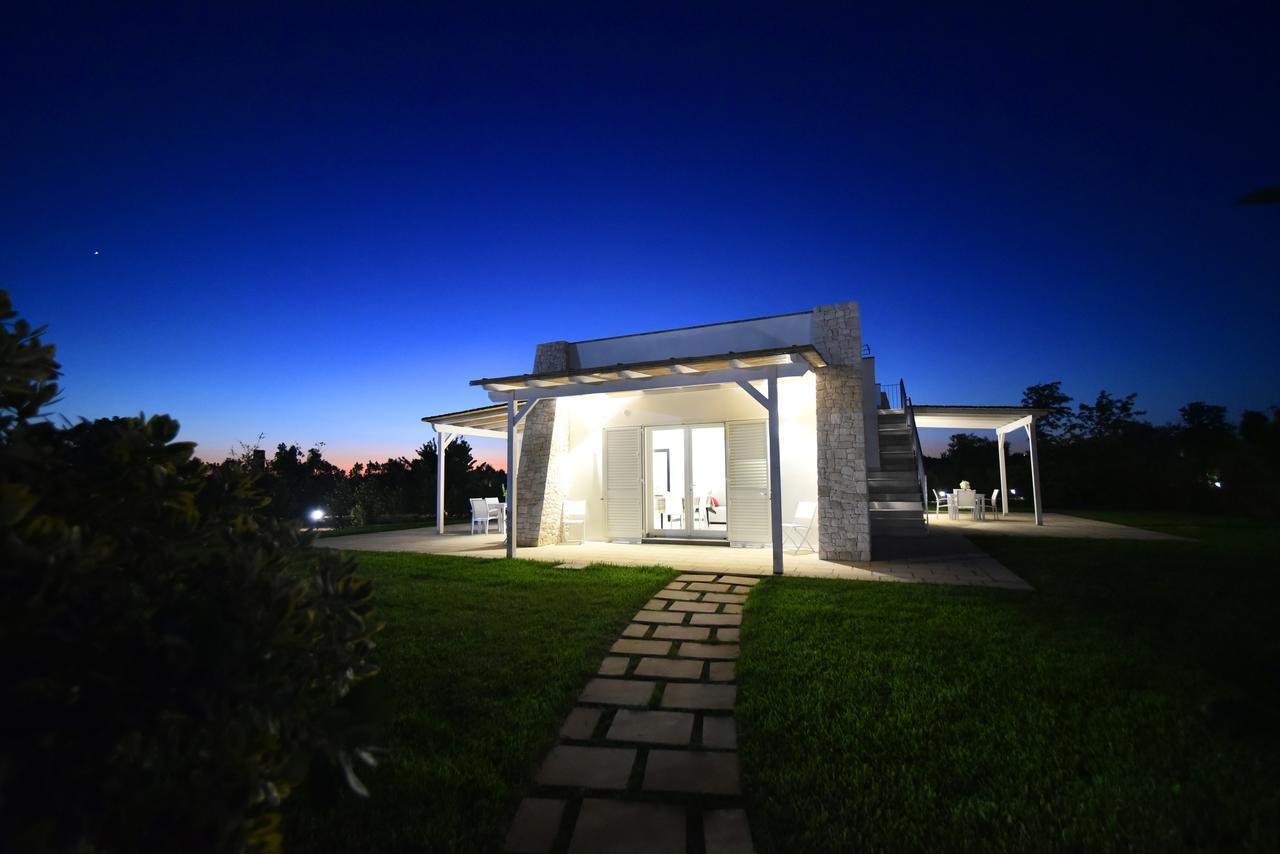 Borgo Fiorito Relais Bed & Breakfast ปาราบิตา ภายนอก รูปภาพ