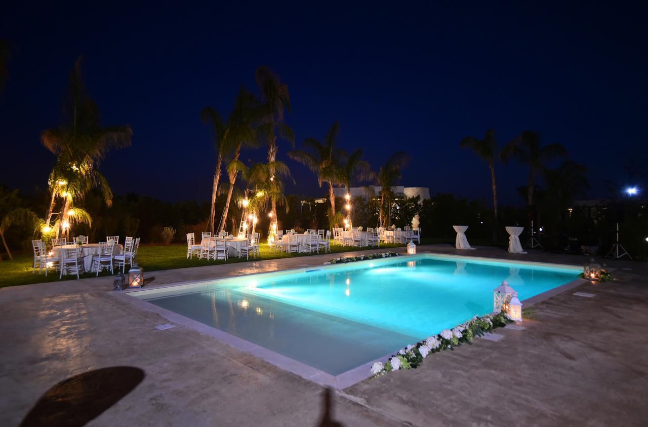 Borgo Fiorito Relais Bed & Breakfast ปาราบิตา ภายนอก รูปภาพ