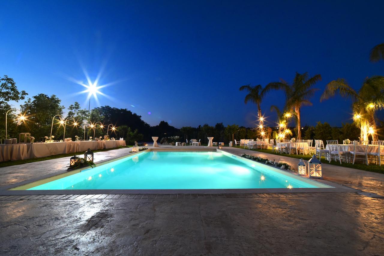 Borgo Fiorito Relais Bed & Breakfast ปาราบิตา ภายนอก รูปภาพ